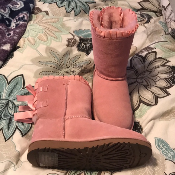 UGG Shoes - Bailey bow uggs NIB
